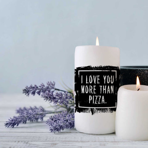 Kleine Kerze mit Spruch "I Love You more than Pizza"