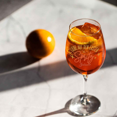 Leonardo Weinglas mit UV-Druck - Liebe auf den ersten Spritz mit Name