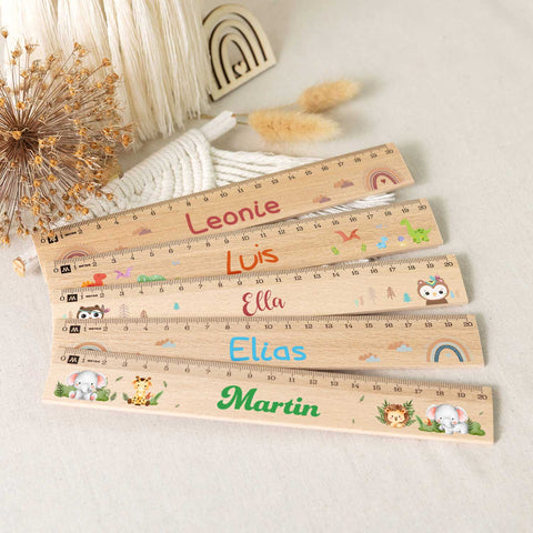 Personalisiertes Lineal zur Einschulung mit verschiedenen Designs