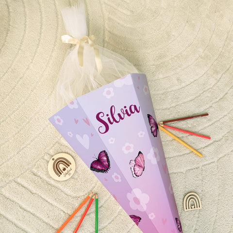 Bedruckte Schultüte mit Namen - Schmetterling