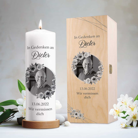 Große Kerze "In Gedenken" - Trauerkerze mit Foto, Namen & Datum