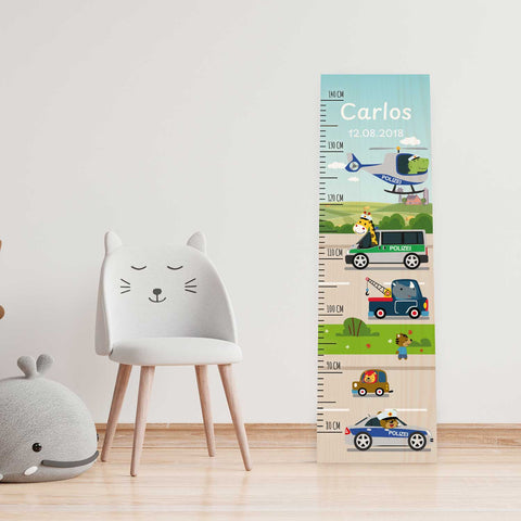Messlatte mit Namen für Kinder im Polizei Design