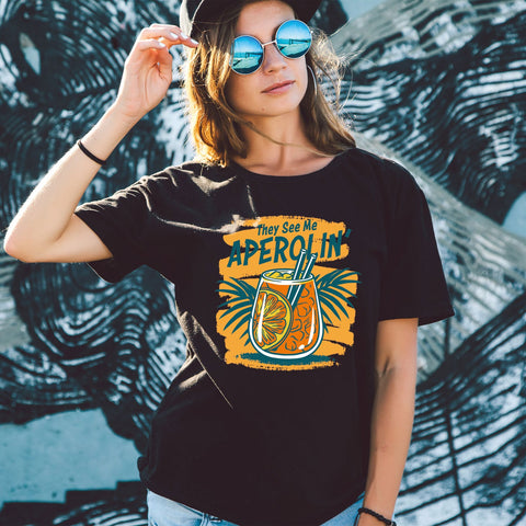 Damski T-shirt z nadrukiem - They see me aperolin