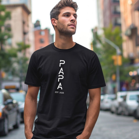 Bedrucktes T-Shirt für Herren - PAPA EST. Space