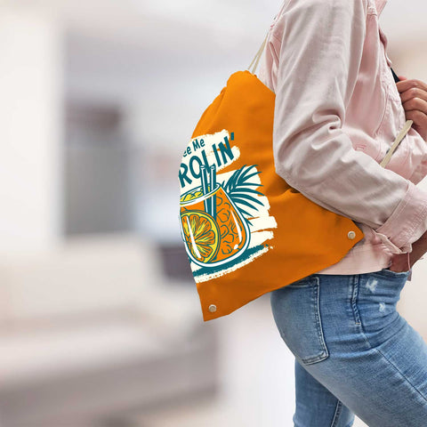 Kolorowy worek gimnastyczny z nadrukiem DTF - They see me Aperolin