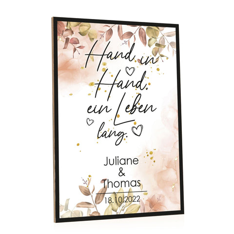 Holzschild Hand in Hand mit Namen & Datum