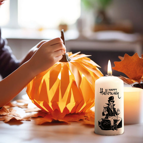 Mała świeczka „Happy Halloween” z imieniem