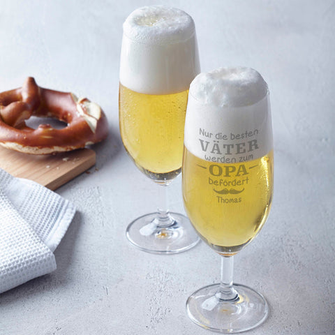 Leonardo Bierglas mit Gravur "Nur die besten Väter werden zum Opa befördert" mit Namen